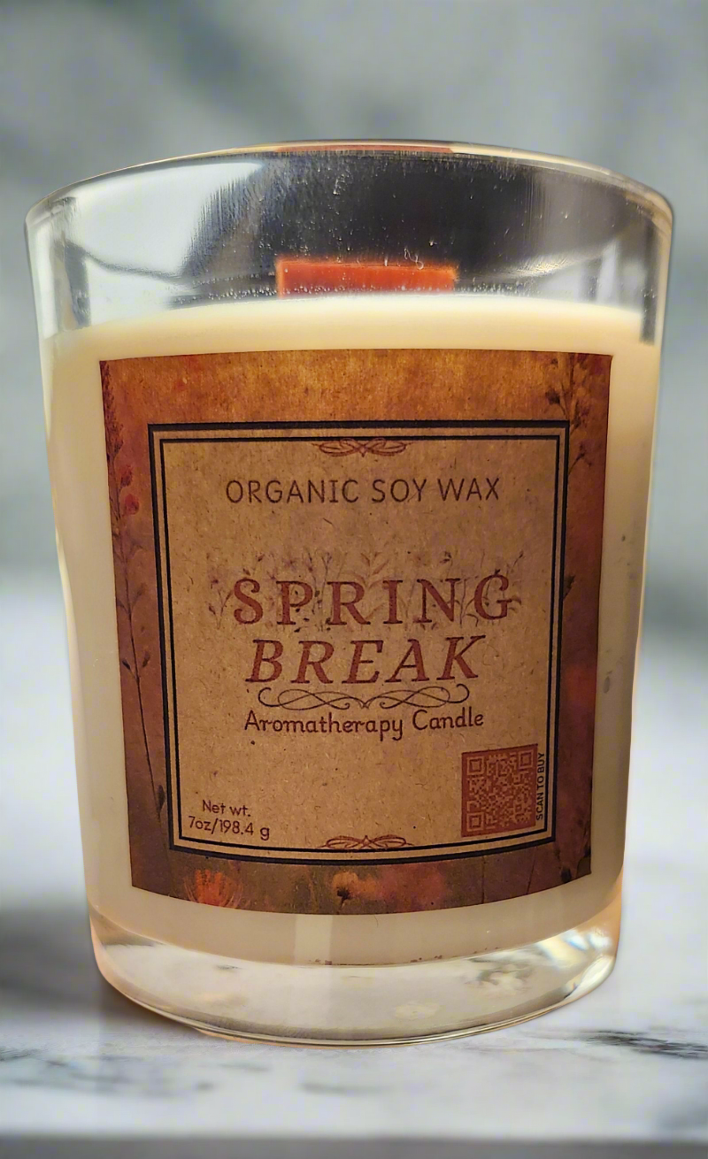 Spring Break | Hand-Poured, Pure Essential Oil Aromatherapy Candle - Woodwick